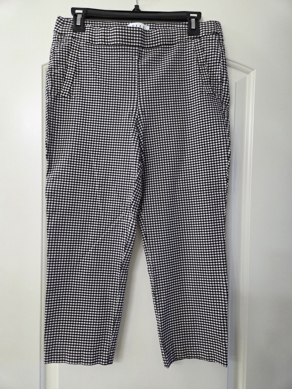 Elle Black and White Gingham Capri Pants